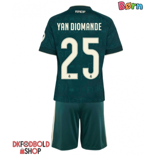 Real Madrid Yan Diomande #25 Udebanesæt Børn 2026-27 Kort ærmer (+ korte bukser)
